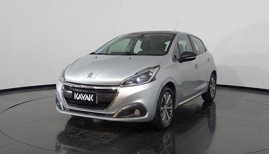 Peugeot • 208