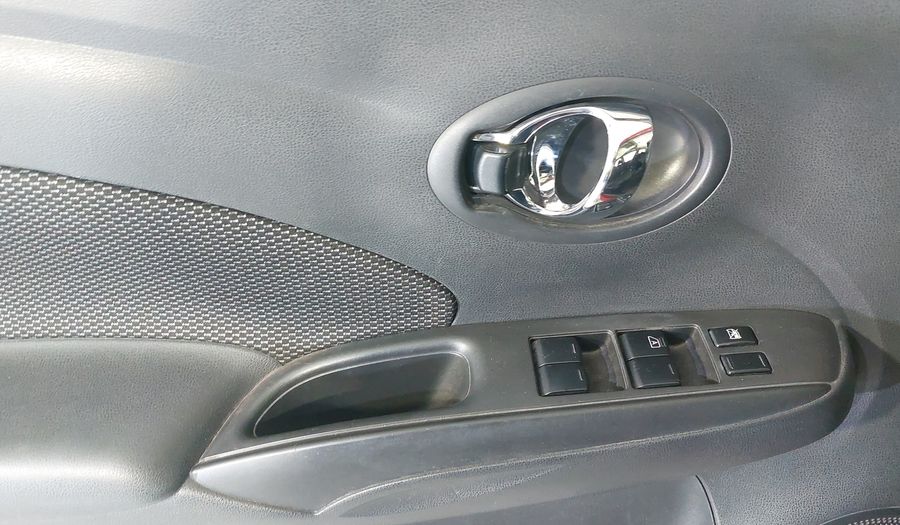 Nissan Versa 1.6 ADVANCE Sedan 2017