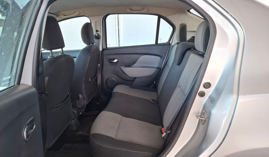 Renault Logan 1.6 PRIVILEGE Sedan 2017