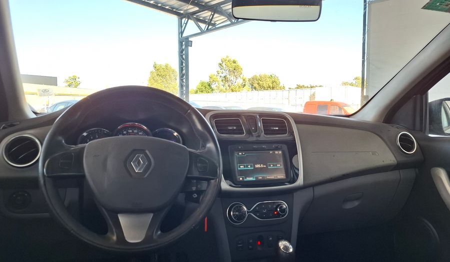 Renault Logan 1.6 PRIVILEGE Sedan 2017