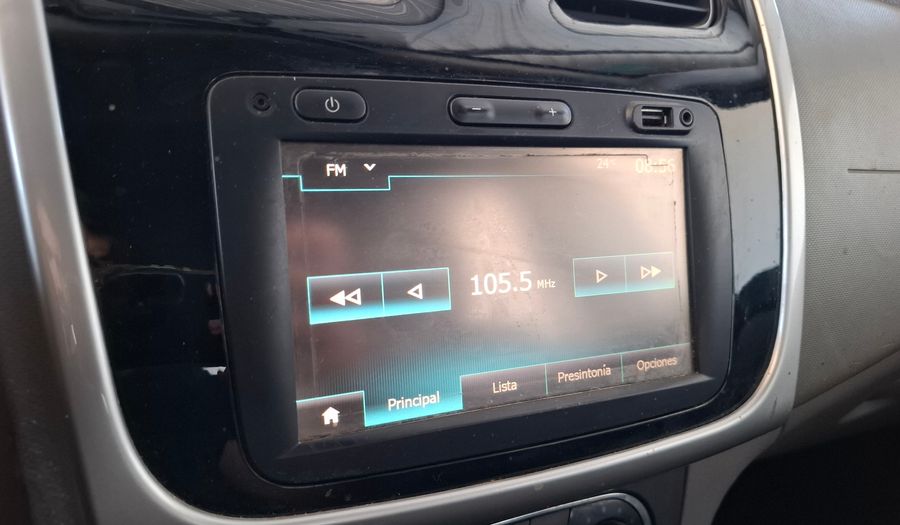 Renault Logan 1.6 PRIVILEGE Sedan 2017