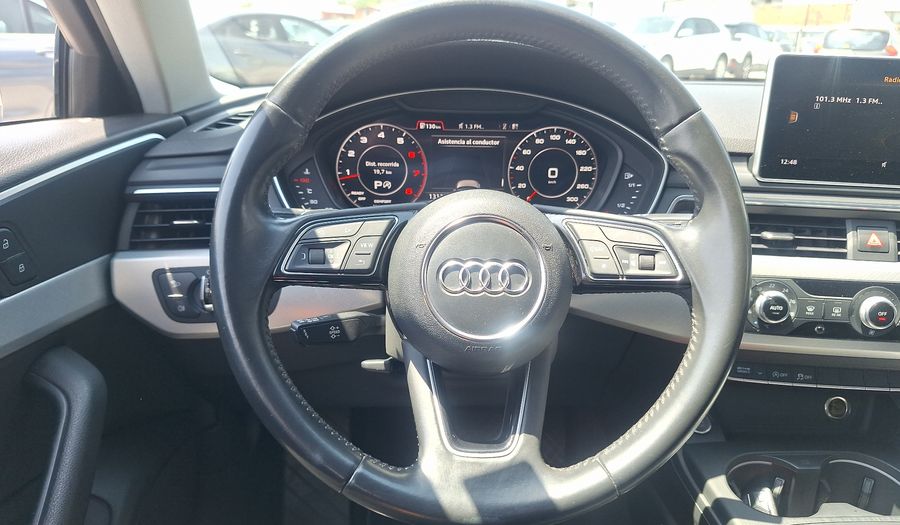 Audi A4 2.0 TFSI S TRONIC SPORT Sedan 2016