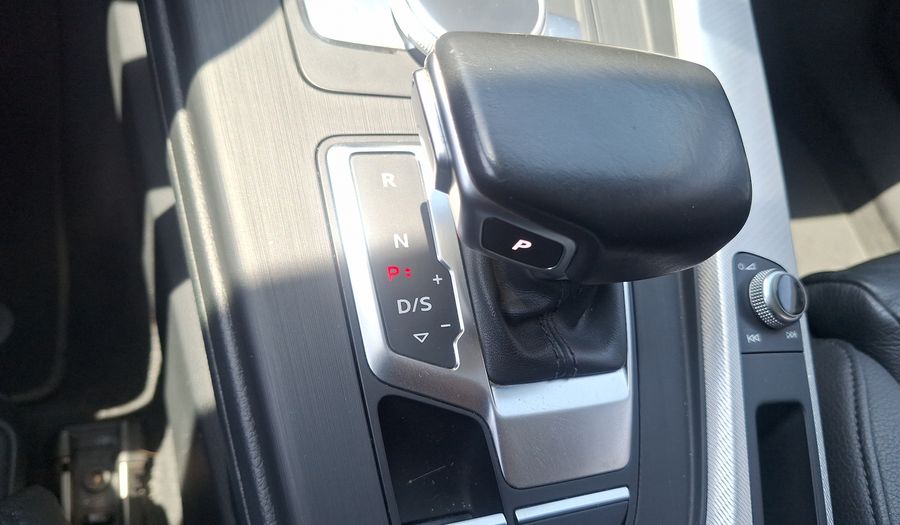 Audi A4 2.0 TFSI S TRONIC SPORT Sedan 2016