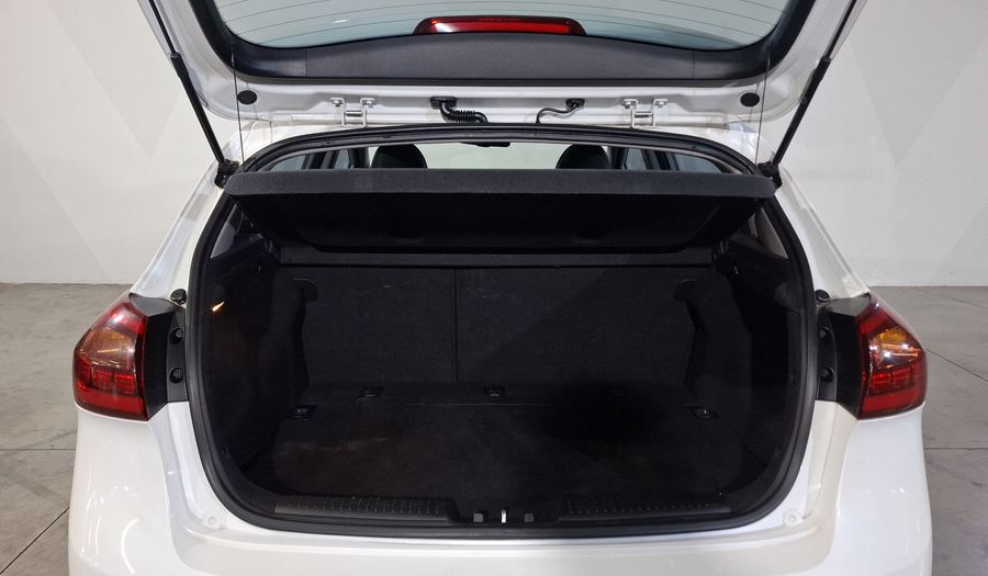 Kia Forte 2.0 SX MT Hatchback 2017