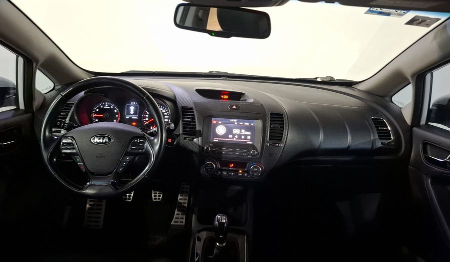 Kia Forte 2.0 SX MT Hatchback 2017