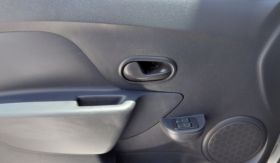 Renault Sandero 1.6 EXPRESSION Hatchback 2019