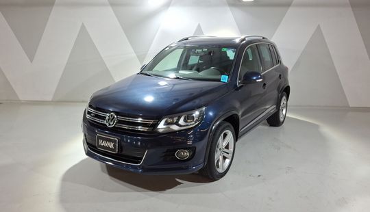 Volkswagen • Tiguan