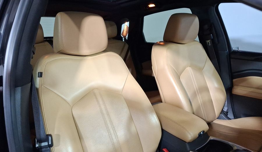 Cadillac Srx 3.6 SRX PREMIUM B AT Suv 2016