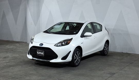 Toyota • Prius C