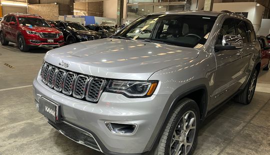 Jeep • Grand Cherokee