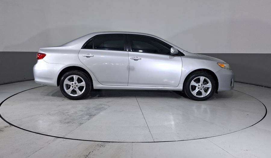 Toyota Corolla 1.8 XLE AT Sedan 2012
