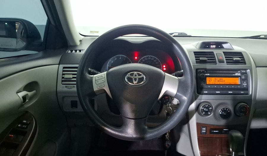 Toyota Corolla 1.8 XLE AT Sedan 2012