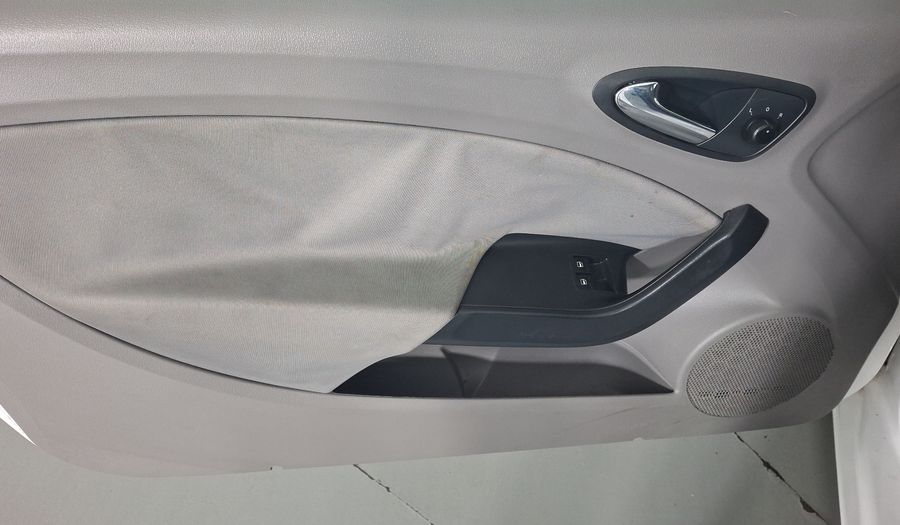 Seat Ibiza 1.6 STYLE 2 PTAS DSG Hatchback 2014