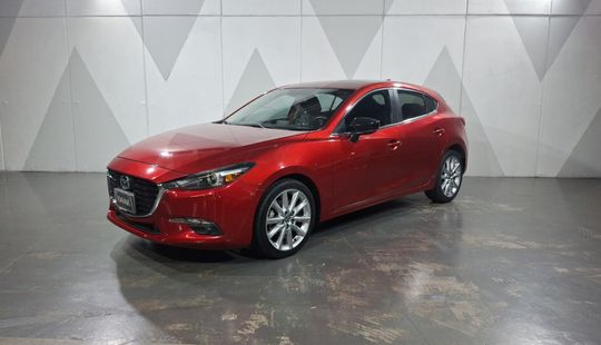 Mazda • Mazda 3