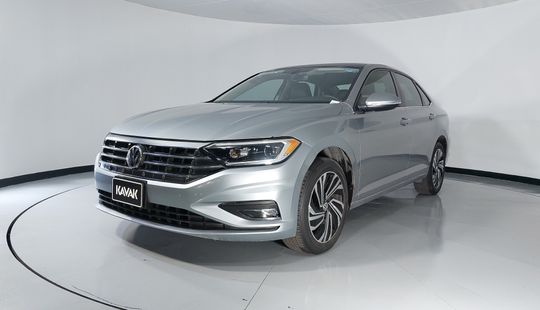 Volkswagen • Jetta