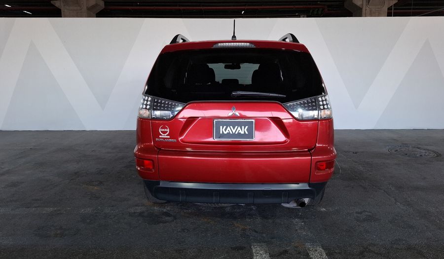 Mitsubishi Outlander 2.4 XLS AT Suv 2013