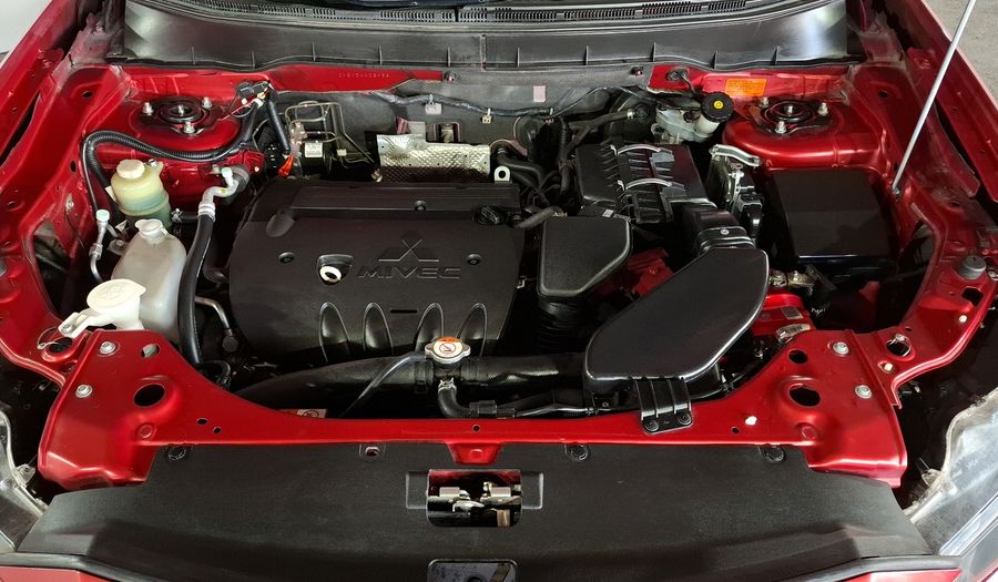 Mitsubishi Outlander 2.4 XLS AT Suv 2013