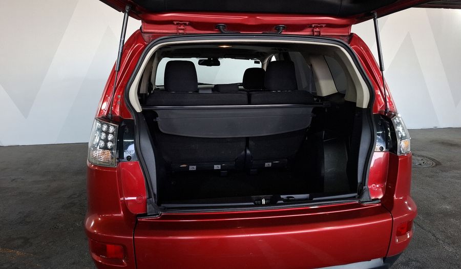 Mitsubishi Outlander 2.4 XLS AT Suv 2013