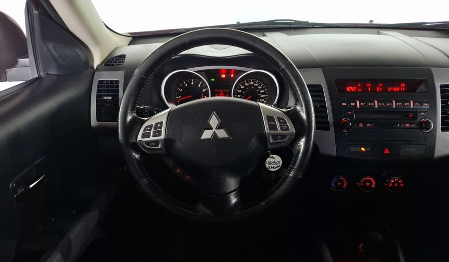 Mitsubishi Outlander 2.4 XLS AT Suv 2013