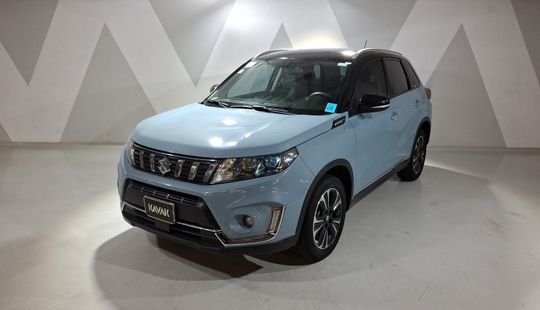 Suzuki • Vitara