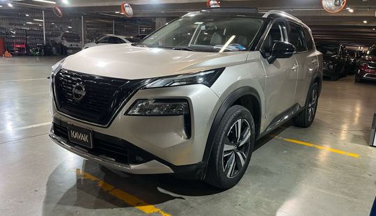 Nissan • X-Trail