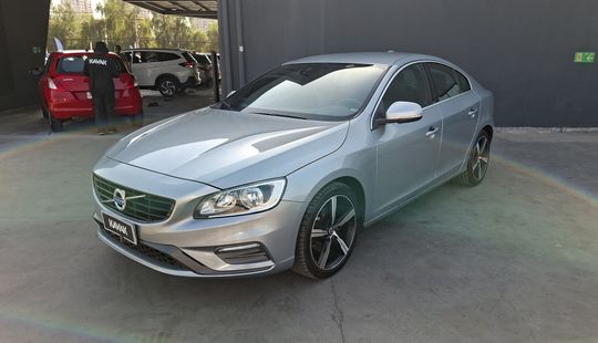 Volvo • S60
