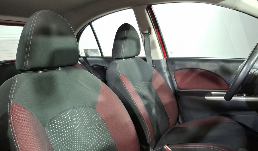 Nissan March 1.6 EXCLUSIVE BI-TONO AUTO Hatchback 2020