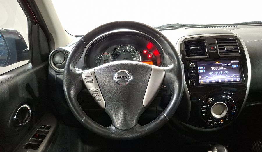 Nissan March 1.6 EXCLUSIVE BI-TONO AUTO Hatchback 2020