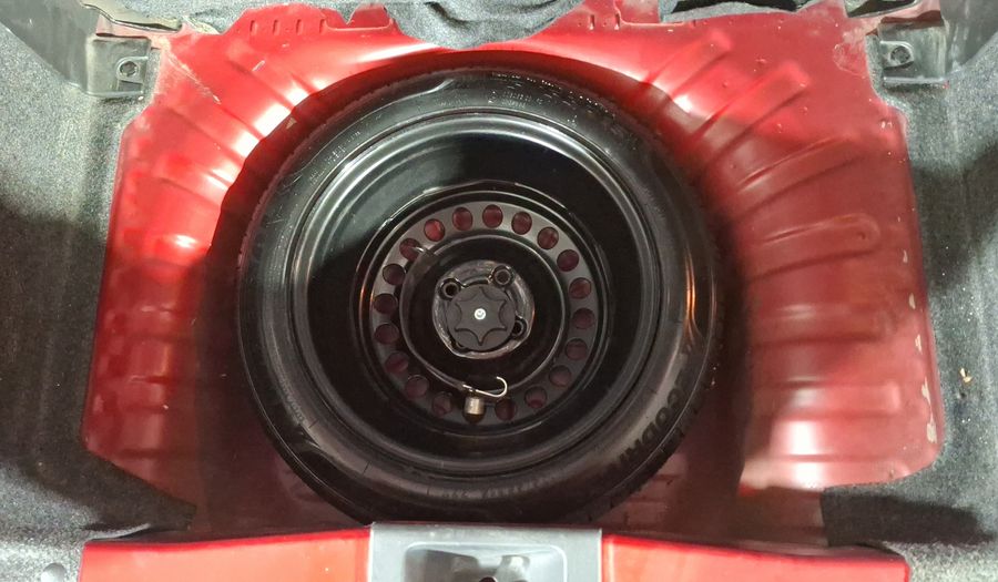 Nissan March 1.6 EXCLUSIVE BI-TONO AUTO Hatchback 2020