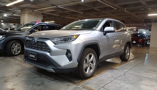 Toyota • RAV4