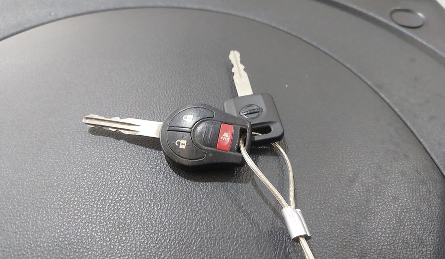 Nissan March 1.0 16V S FLEX Hatchback 2013