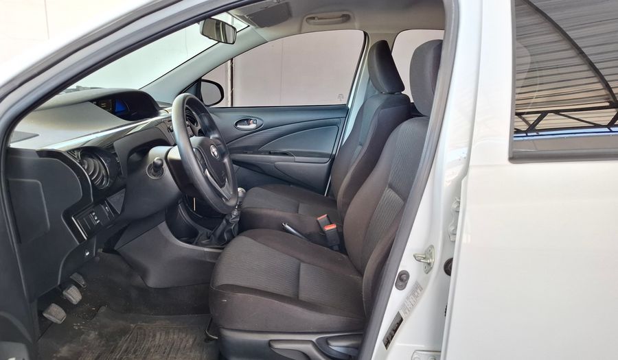 Toyota Etios 1.5 X Hatchback 2022