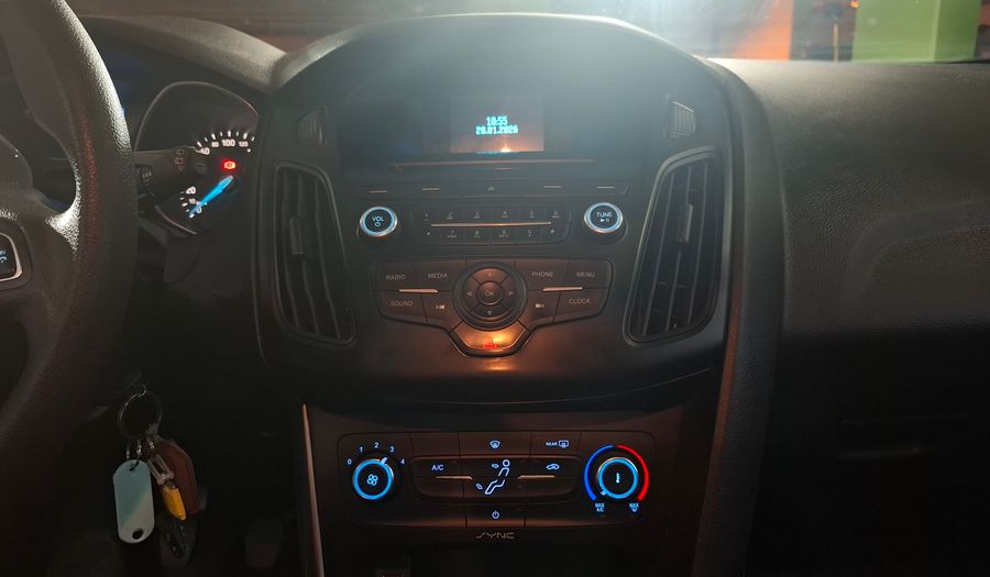 Ford Focus Iii 1.6 S Hatchback 2016