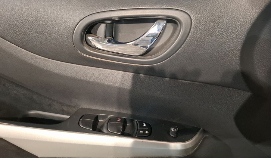 Nissan Np300 2.5 LE AC Pickup 2020