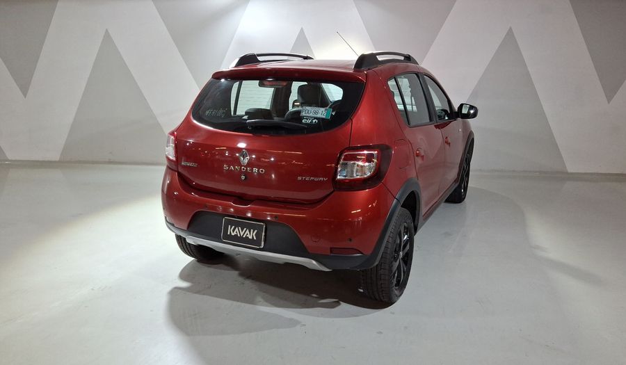Renault Stepway 1.6 TREK Hatchback 2018