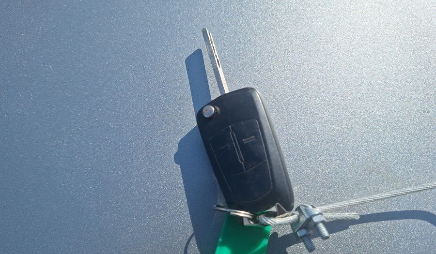 Opel Corsa 1.4 ENJOY Hatchback 2013