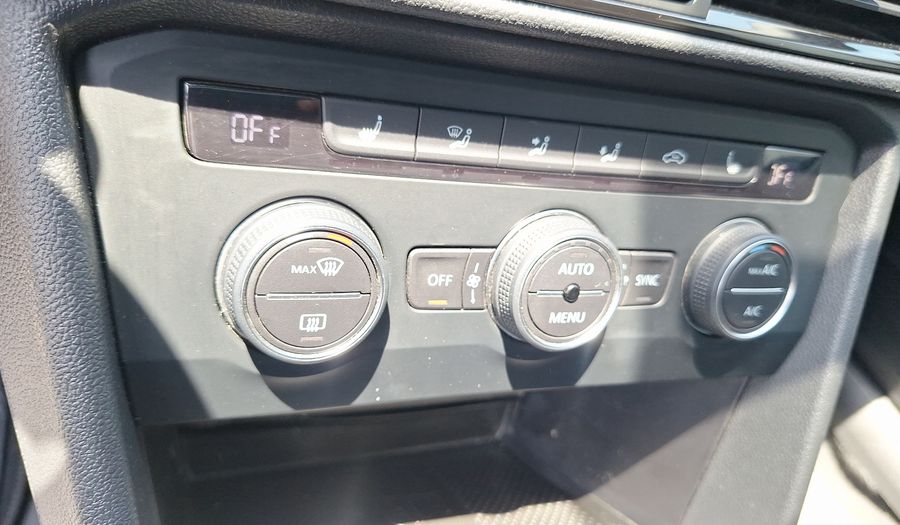 Volkswagen Taos 1.4 250 TSI COMFORTLINE SKY AUTO Suv 2022