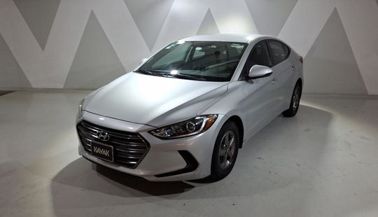 Hyundai • Elantra