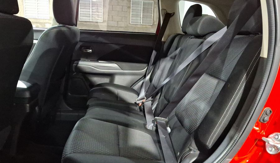 Mitsubishi Outlander 2.4 ES Suv 2017