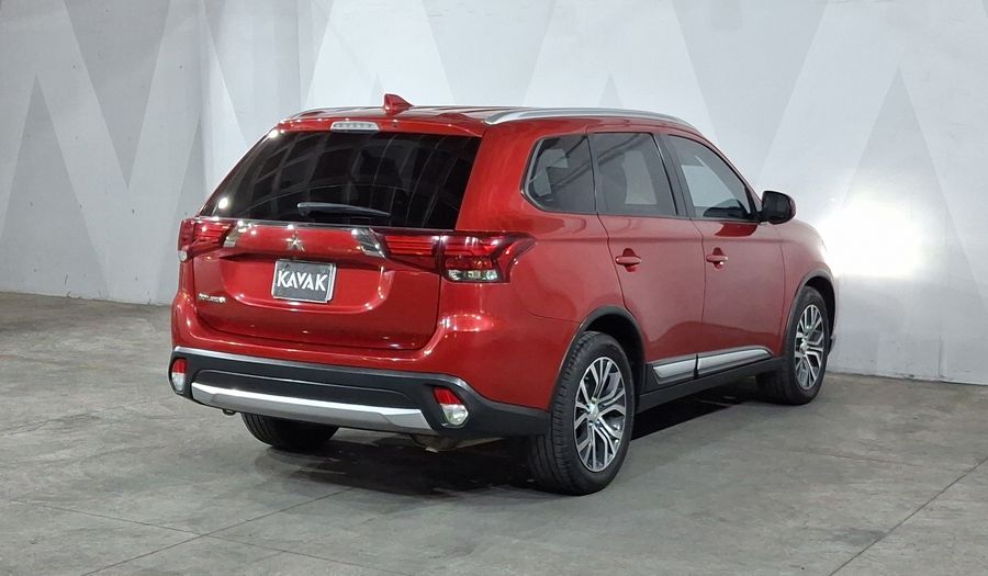 Mitsubishi Outlander 2.4 ES Suv 2017