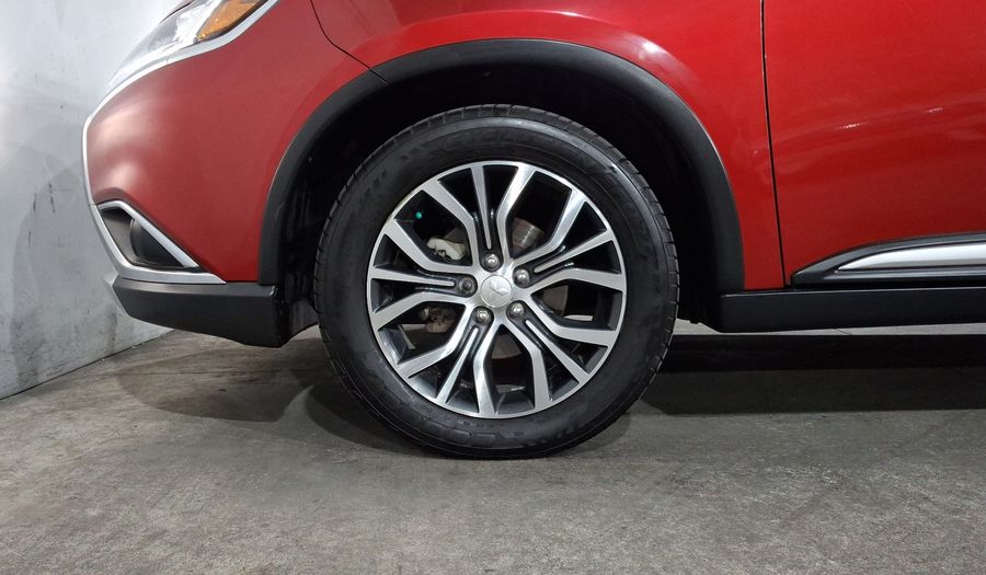 Mitsubishi Outlander 2.4 ES Suv 2017