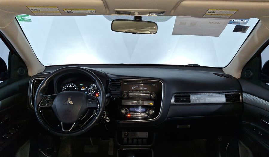 Mitsubishi Outlander 2.4 ES Suv 2017
