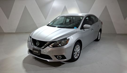 Nissan • Sentra