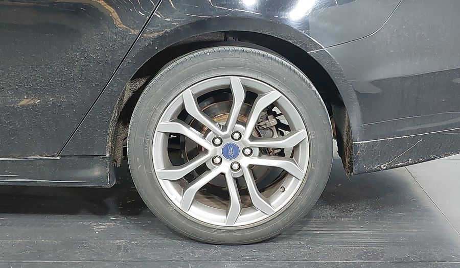 Ford Fusion 2.0 ECOBOOST SEL AUTO Sedan 2017