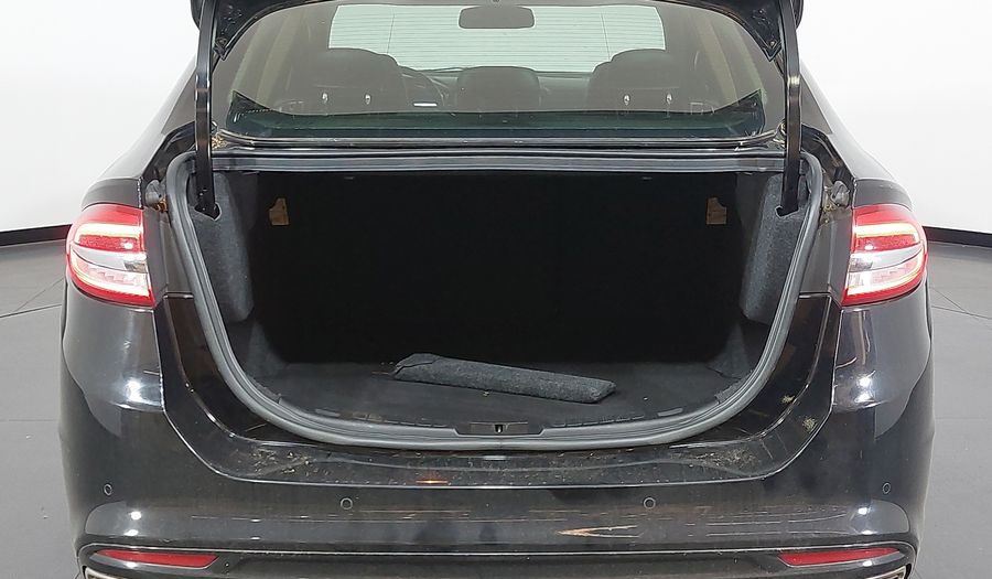 Ford Fusion 2.0 ECOBOOST SEL AUTO Sedan 2017