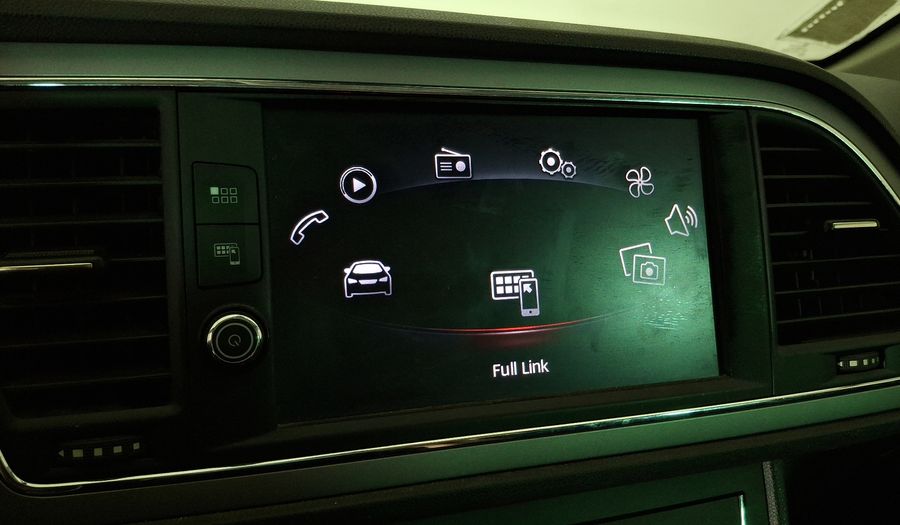 Seat Leon 1.4 TSI 150 HP STYLE Hatchback 2020