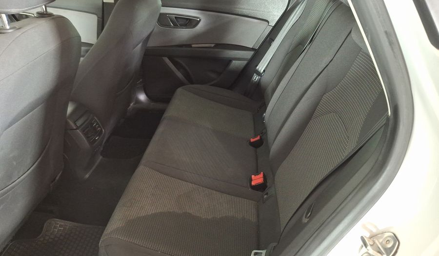 Seat Leon 1.4 TSI 150 HP STYLE Hatchback 2020