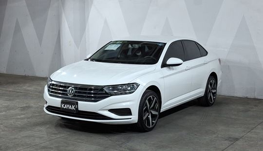 Volkswagen • Jetta