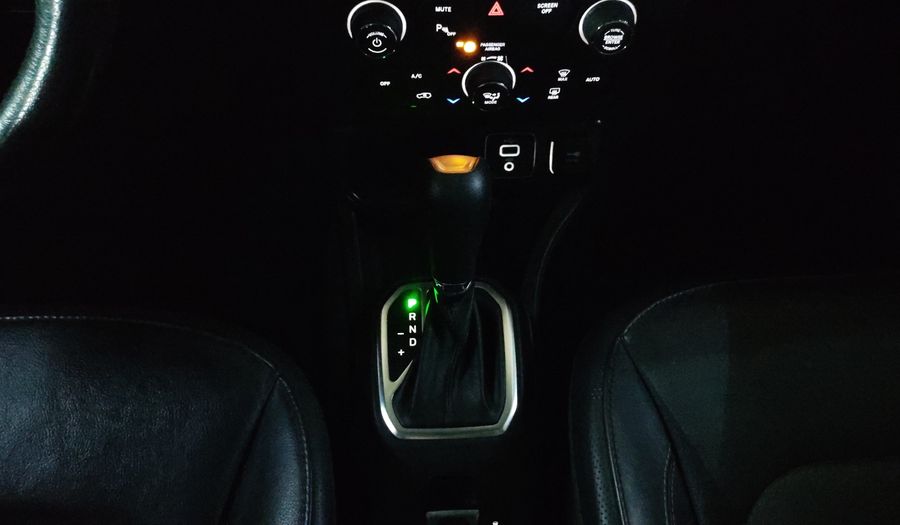 Jeep Renegade 1.8 LATITUDE AUTO Suv 2021