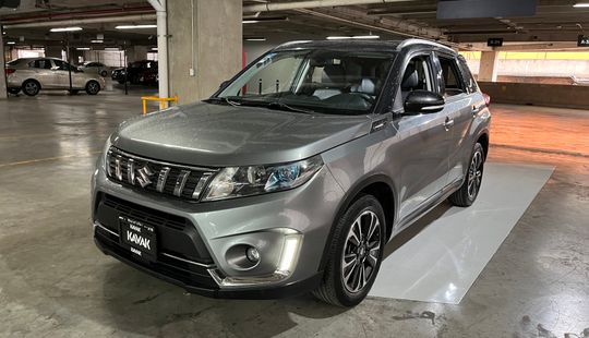 Suzuki • Vitara